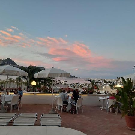 Hotel Panoramic Giardini Naxos Exterior photo
