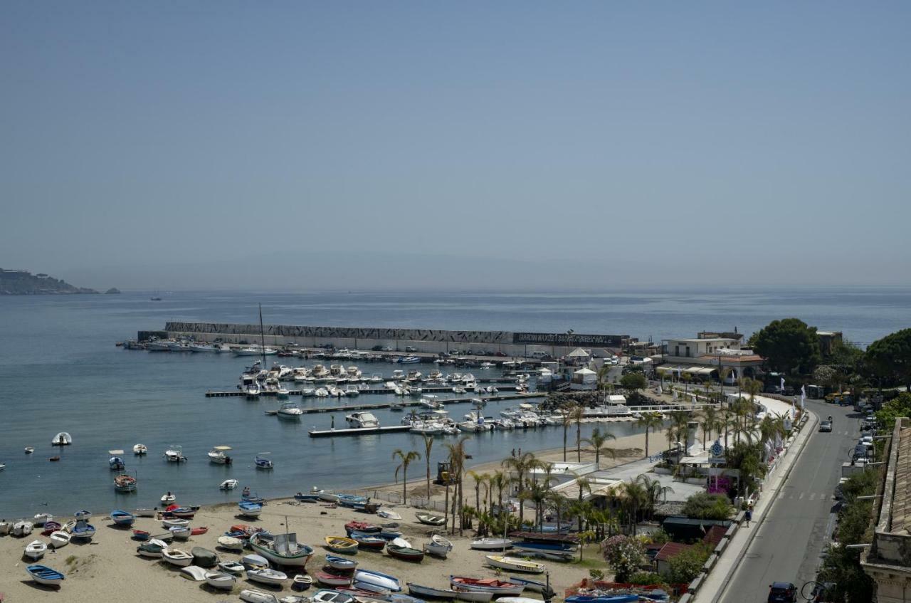 Hotel Panoramic Giardini Naxos Exterior photo